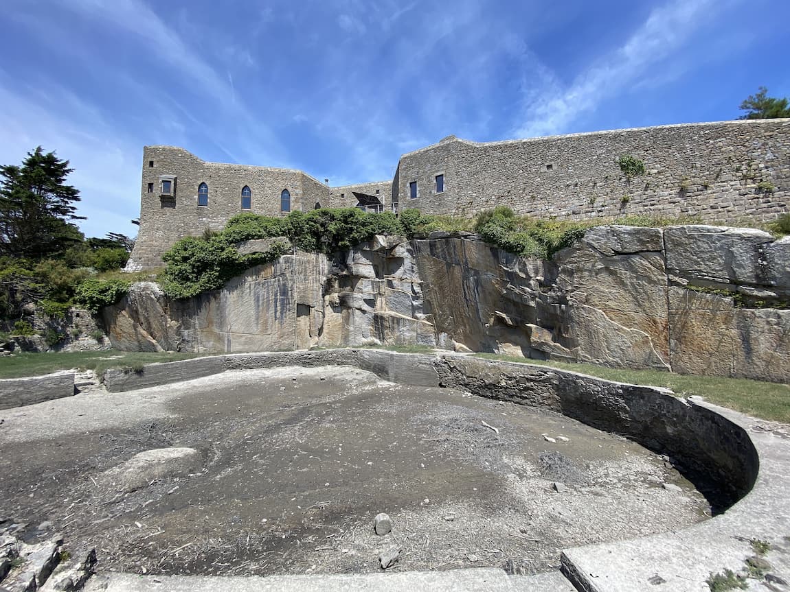 Normandie : château Renault Chausey Manche
