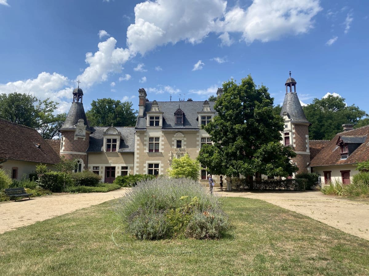 Val de Loire Blois château de Troussay façade