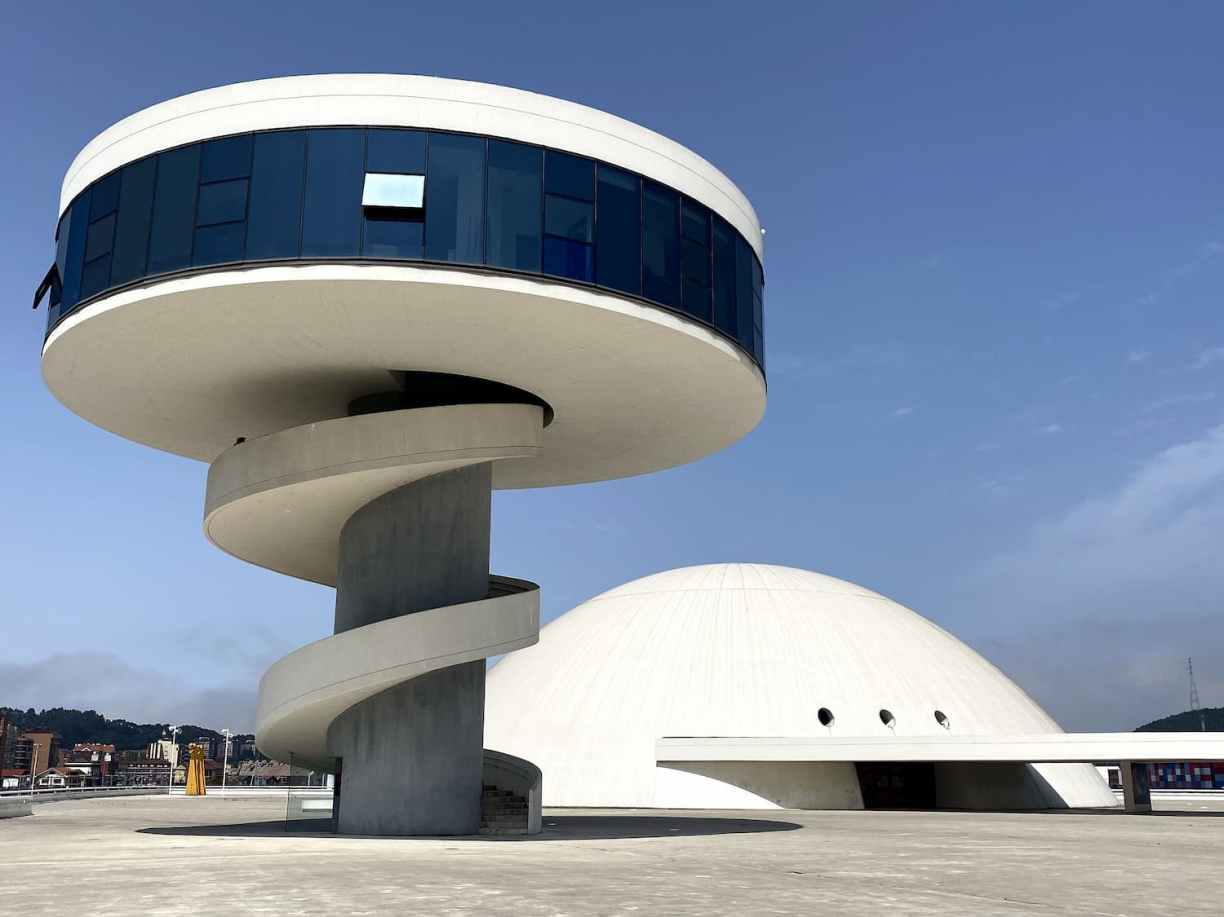 Espagne centre Niemeyer Avilés en Asturies