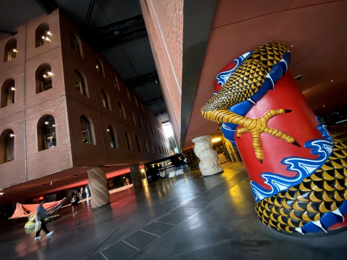 Exposition à Bilbao "My house is your house" de Chiharu Shiota