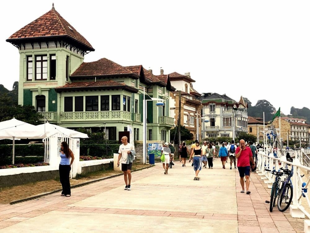 Espagne Asturies Ribadesella et ses villas