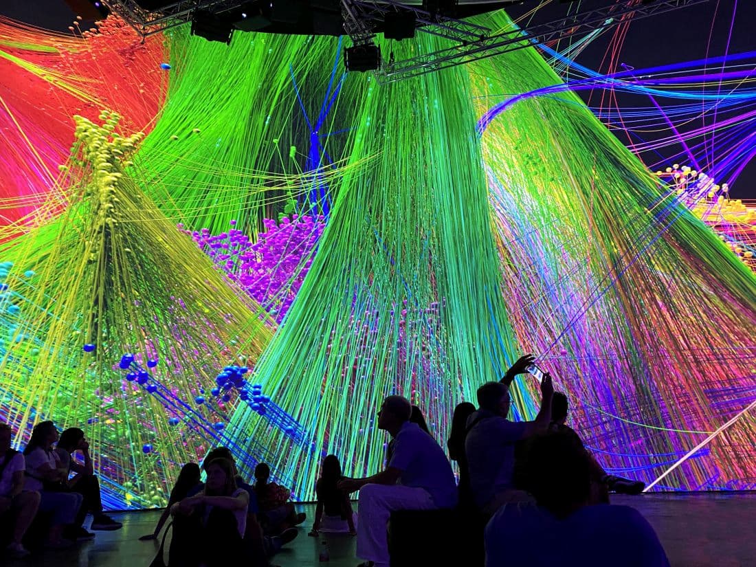 Bilbao Guggenheim Refik Anadol