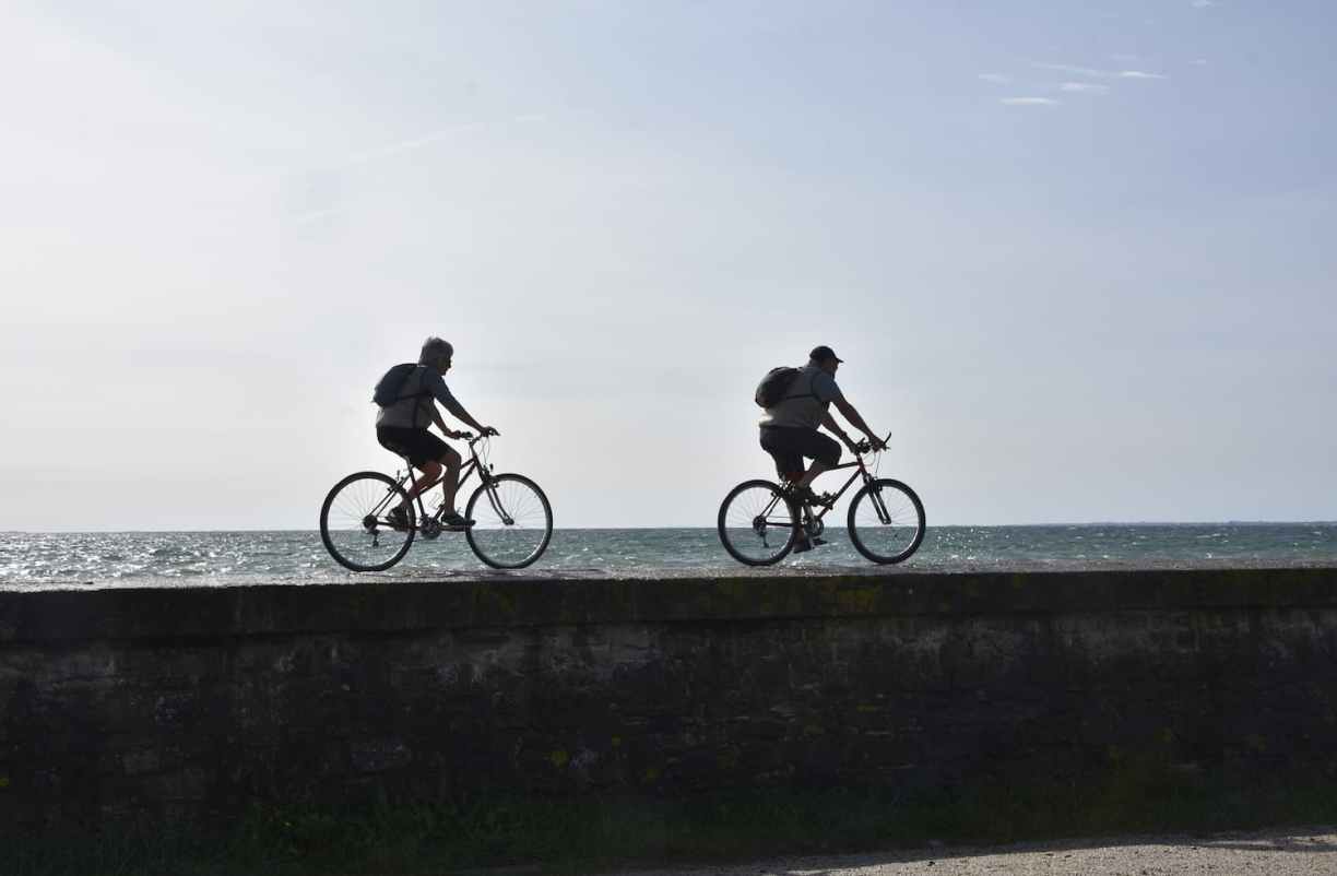 Balade sur la digue de Saint-Vaast-la-Hougue