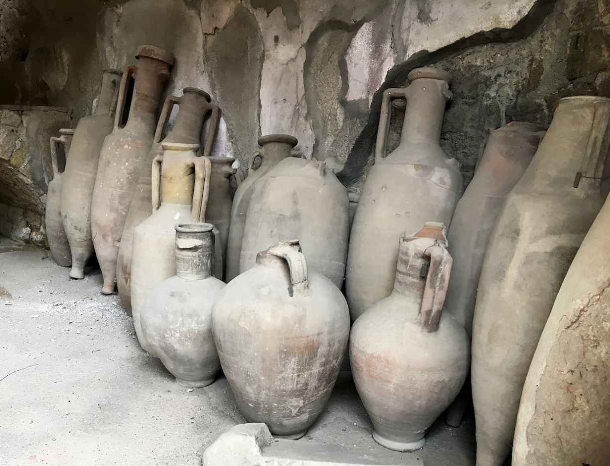Herculanum amphores à vin Naples 