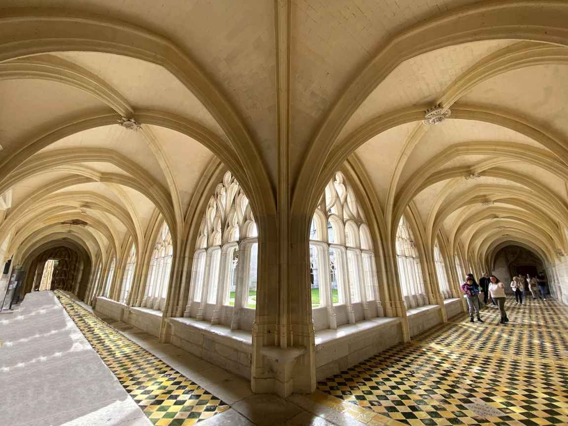 Normandie – L&rsquo;abbaye de Saint-Wandrille en bord de&nbsp;Seine