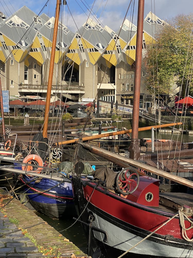 Rotterdam Kijk-Kubus et vieux port de Oudehaven