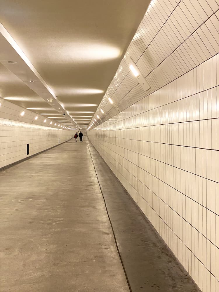 Tunnel sous la Nouvelle Meuse à Rotterdam 