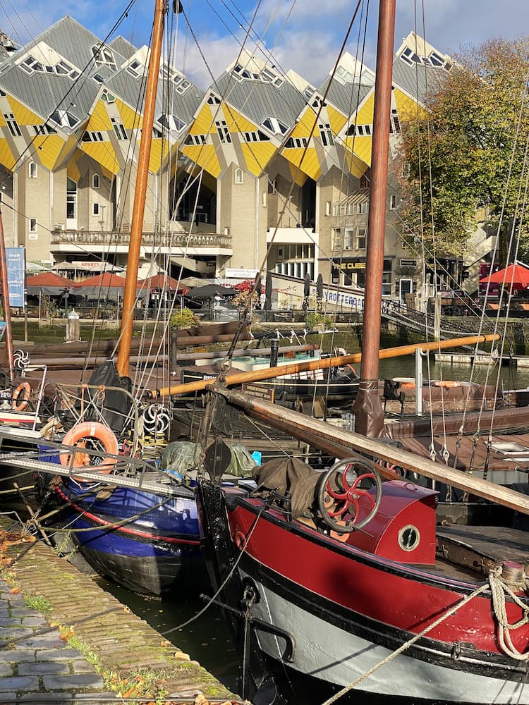 Rotterdam Kijk-Kubus et vieux port de Oudehaven