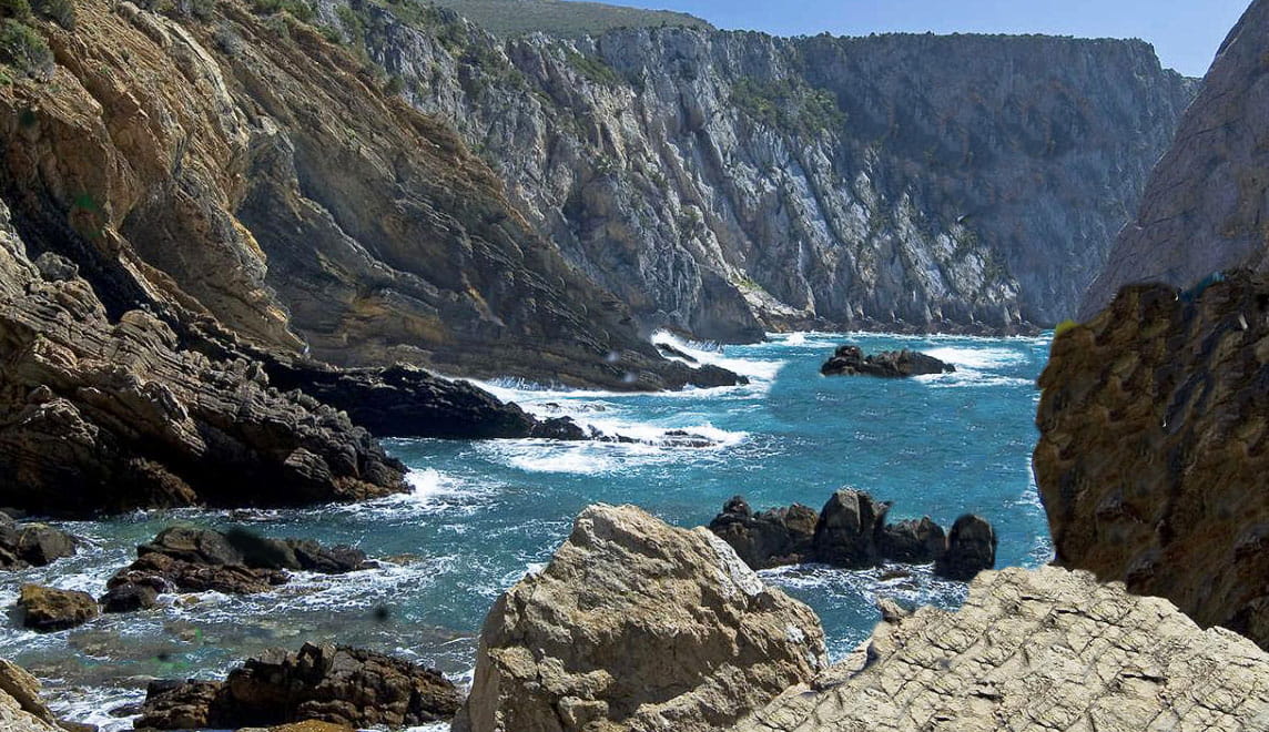 Les côtes rocheuses du sud de la Sardaigne