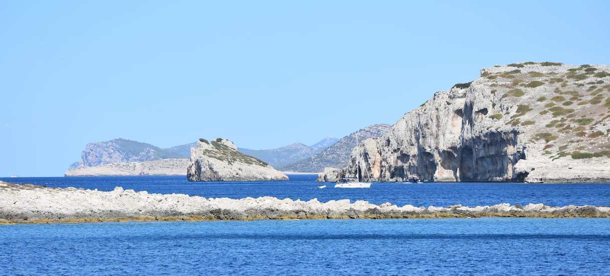 Paysage désertique dans les îles Kornati en Croatie