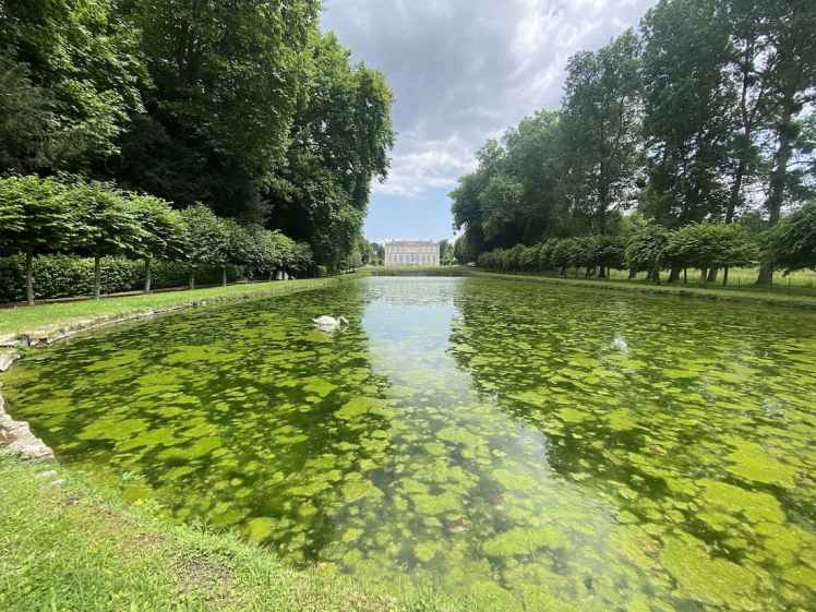 Parc paysager du château de Canon dans le Pays d’Auge 
