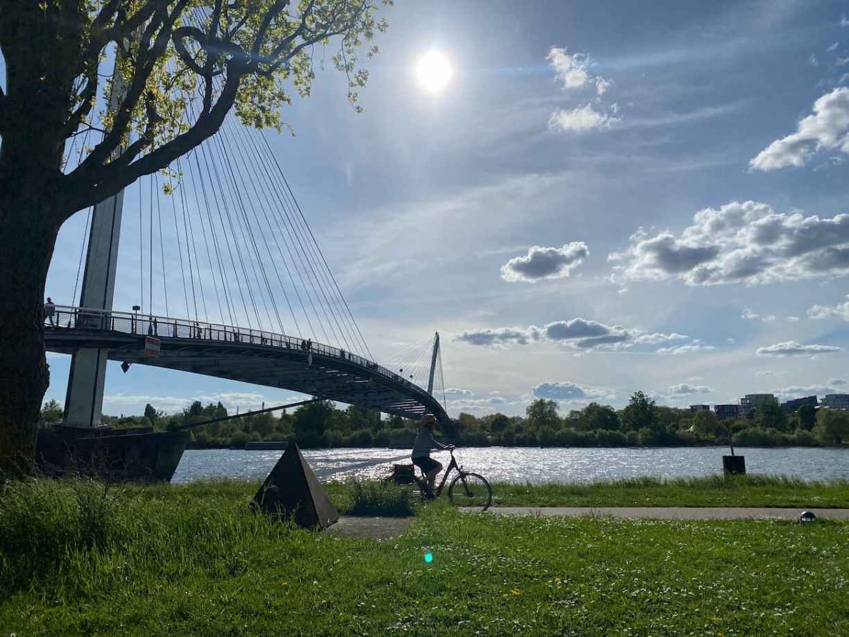 Strasbourg : Jardin des 2 rives face à l'Allemagne
