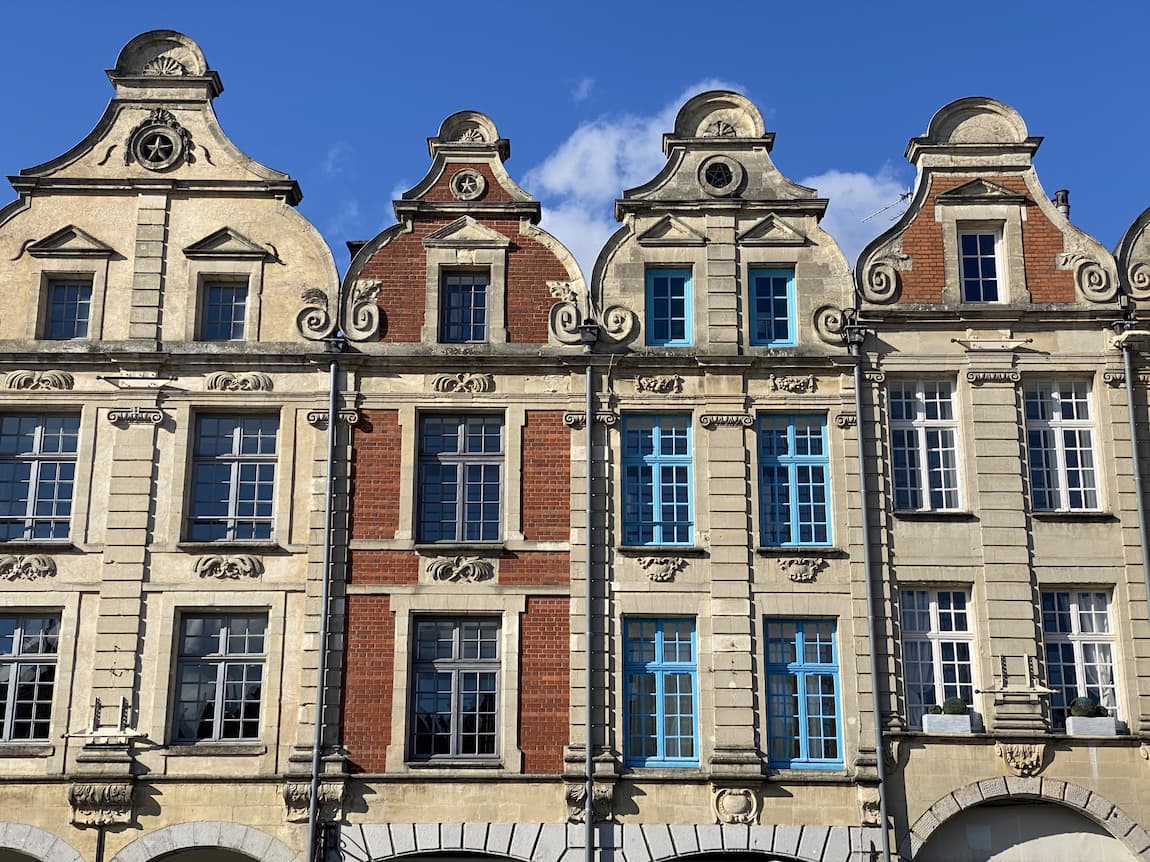 Place des Héros à Arras dans le centre historique 