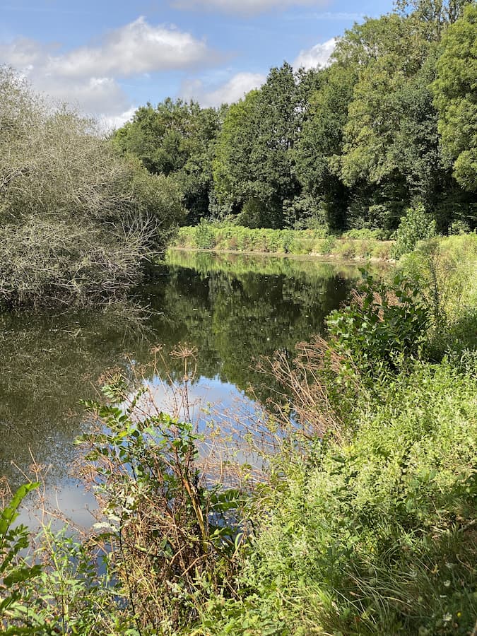 Balade le long du canal de Nantes à Brest à Josselin
