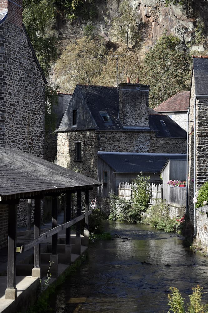 Anciennes maisons du quartier des tanneurs et teinturiers à Fougères