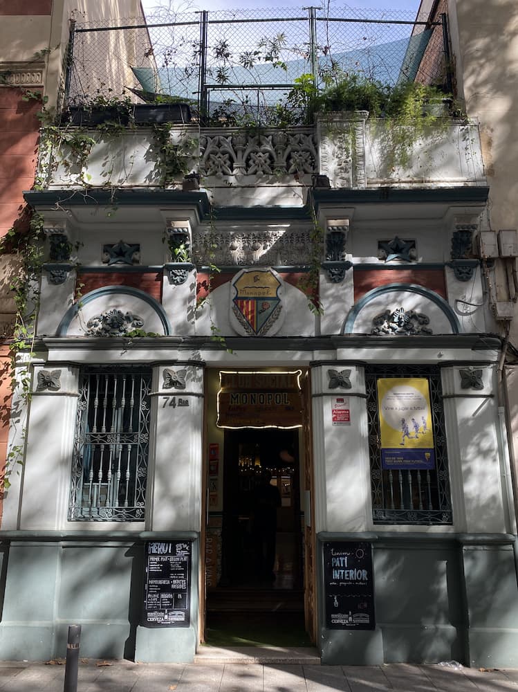 Restaurant Monopol sur la Rambla del Poblenou