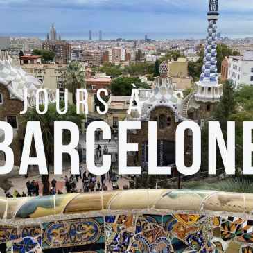 Vue sur la ville de Barcelone jusqu'à la mer
